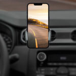 Universal smartphone holder for car air vent - Image 2